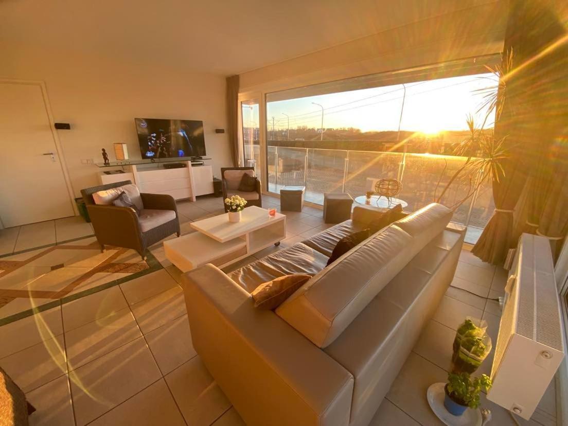 Seadream - Modern, Sunny With Big Terraces & Open View - Very Close To Sea, Beach, Shops, Restaurants & Beach Bars نيوبورت المظهر الخارجي الصورة