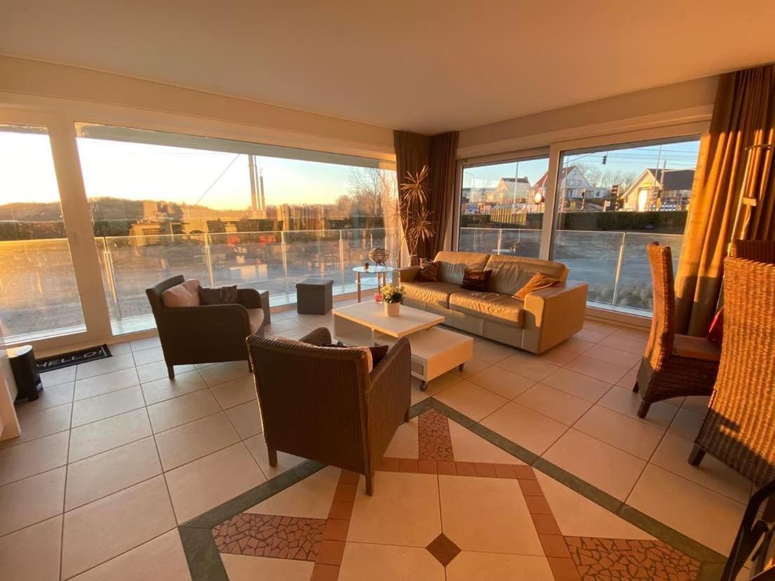 Seadream - Modern, Sunny With Big Terraces & Open View - Very Close To Sea, Beach, Shops, Restaurants & Beach Bars نيوبورت المظهر الخارجي الصورة